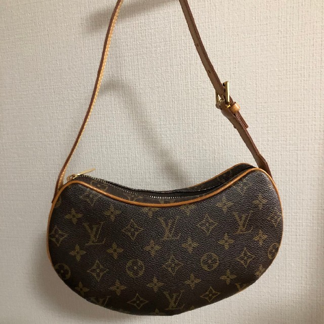 LOUIS ハンドバッグの通販 by Shelley's shop｜ルイヴィトンならラクマ VUITTON - ルイヴィトン 爆買い格安