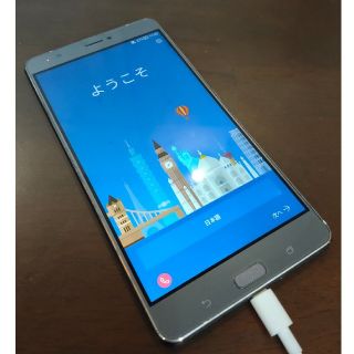 エイスース(ASUS)のASUS ZenFone3 Ultra グレーシルバー　4Gx32GB(スマートフォン本体)