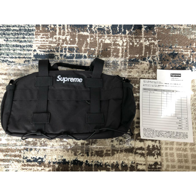 Supreme シュプリーム　19FW waist bag black