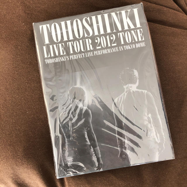 東方神起(トウホウシンキ)の東方神起　LIVE　TOUR　2012～TONE～（初回受注限定生産） DVD エンタメ/ホビーのDVD/ブルーレイ(ミュージック)の商品写真