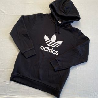 アディダス(adidas)のadidas パーカー(パーカー)