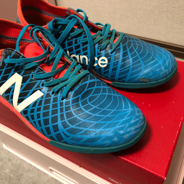 New Balance(ニューバランス)のサッカー　フットサル　キッズ　ニューバランス　トレーニングシューズ スポーツ/アウトドアのサッカー/フットサル(シューズ)の商品写真