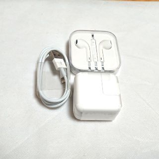 アップル(Apple)のiPhone iPad 純正 セット イヤホン 充電器 ケーブル 付属品 USB(バッテリー/充電器)