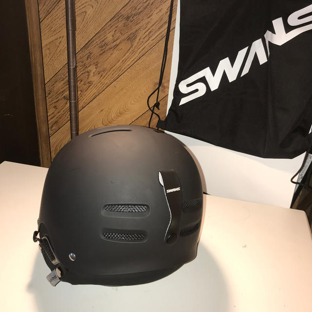 SWANS(スワンズ)のSWANSウィンタースポーツ　ヘルメット⛑ スポーツ/アウトドアのスノーボード(ウエア/装備)の商品写真