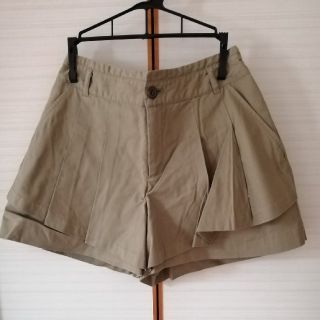 ページボーイ(PAGEBOY)のペジボーイ　ショートパンツ　カーキ(ショートパンツ)