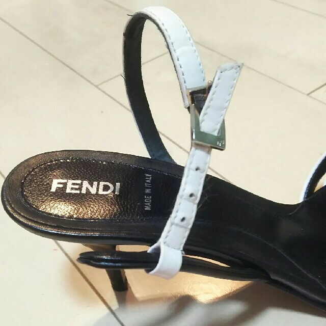 FENDI(フェンディ)のFENDI フェンディー サンダル レディースの靴/シューズ(サンダル)の商品写真