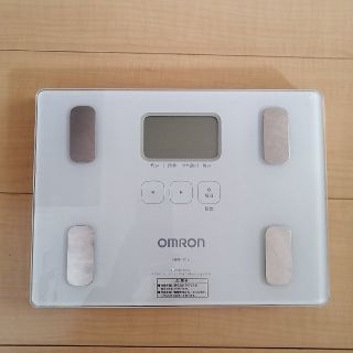 オムロン(OMRON)のオムロン 体重体組成計 HBF-212 カラダスキャン(体重計/体脂肪計)