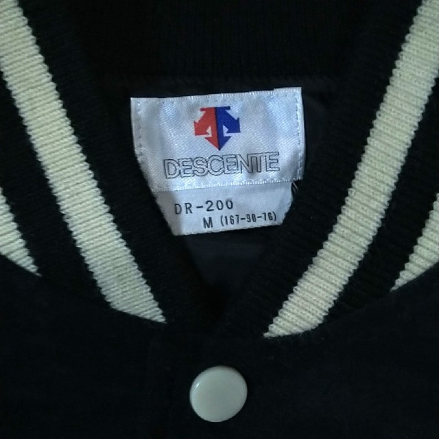 DESCENTE(デサント)のDESCENTE
スタジャン
sizeM 
color
ブラック&オフホワイト メンズのジャケット/アウター(スカジャン)の商品写真