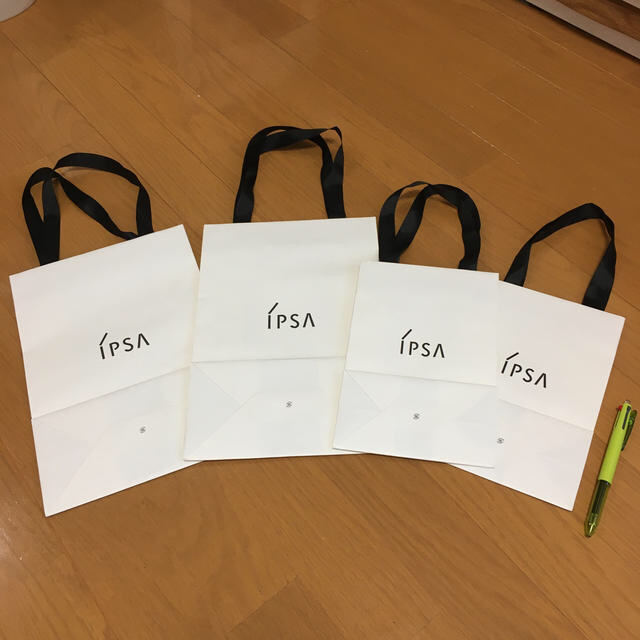 IPSA(イプサ)のイプサ　ショップ袋　4枚セットプラス1枚 レディースのバッグ(ショップ袋)の商品写真