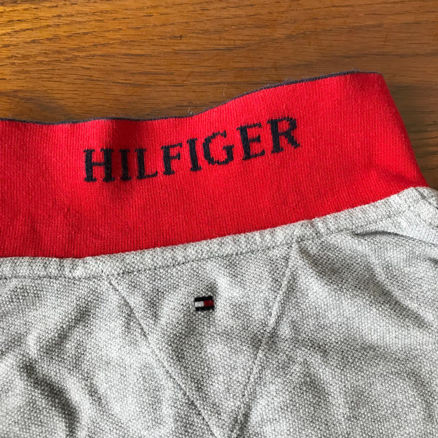 TOMMY HILFIGER(トミーヒルフィガー)のトミーヒルフィガー  約110センチ キッズ/ベビー/マタニティのキッズ服男の子用(90cm~)(Tシャツ/カットソー)の商品写真