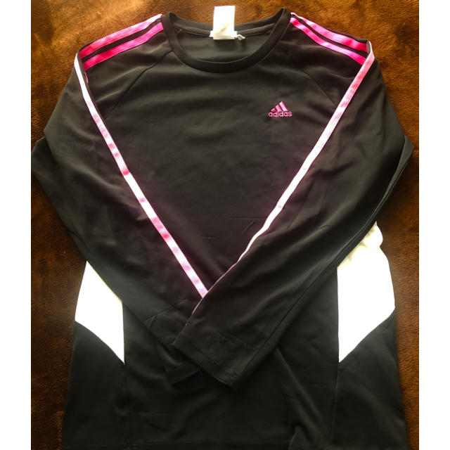 adidas(アディダス)のadidas トレーニング用ロンT レディースのトップス(Tシャツ(長袖/七分))の商品写真