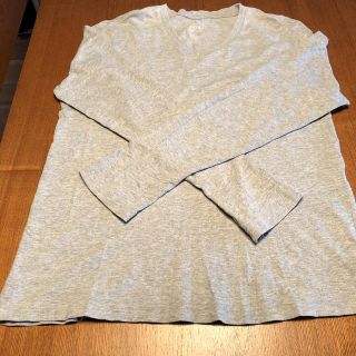 ムジルシリョウヒン(MUJI (無印良品))の無印商品　メンズ　ロンT  Vネック　グレー(Tシャツ/カットソー(七分/長袖))