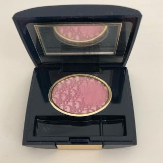 クリスチャンディオール(Christian Dior)のDior アイシャドウ アンクルール　839 GLAMPINK(アイシャドウ)