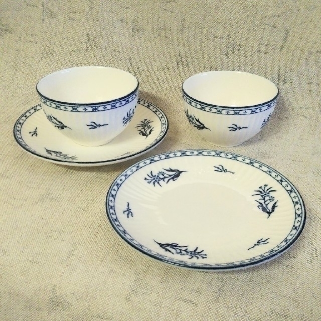 TEA-BOWL & SAUCER✨LAWLEYS ティーカップ＆ソーサー 2客