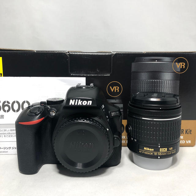 Nikon  D5600 AF-P 18-55 VR KIT 4570ショット