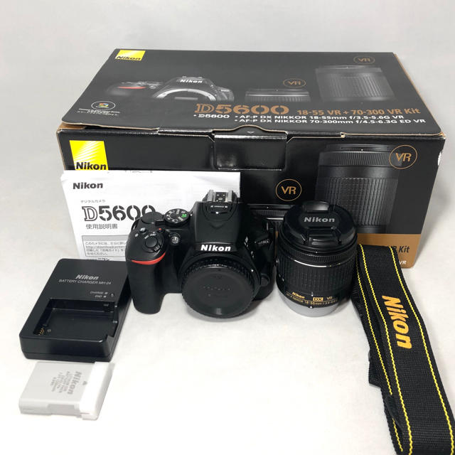 Nikon  D5600 AF-P 18-55 VR KIT 4570ショット