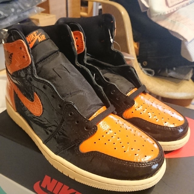 NIKE(ナイキ)のナイキ  ジョーダン1  シャタバ メンズの靴/シューズ(スニーカー)の商品写真