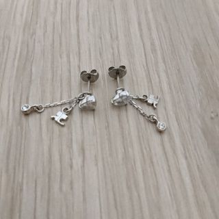 クレージュ k10wg ピアス ハート ホワイトゴールド