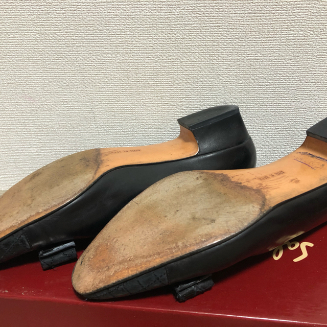 Salvatore Ferragamo(サルヴァトーレフェラガモ)のフェラガモパンプス⭐︎中古 レディースの靴/シューズ(ハイヒール/パンプス)の商品写真