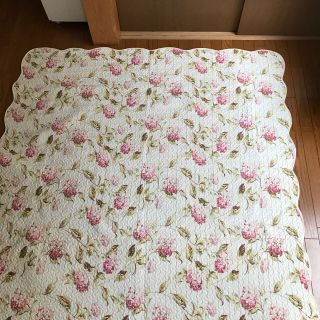 ローラアシュレイ(LAURA ASHLEY)のマルチカバー(ソファカバー)