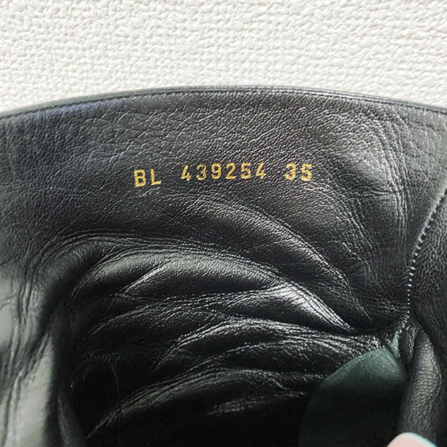 Saint Laurent(サンローラン)のSaint Laurent サンローラン ショートブーツ　サイズ35 美品 レディースの靴/シューズ(ブーツ)の商品写真