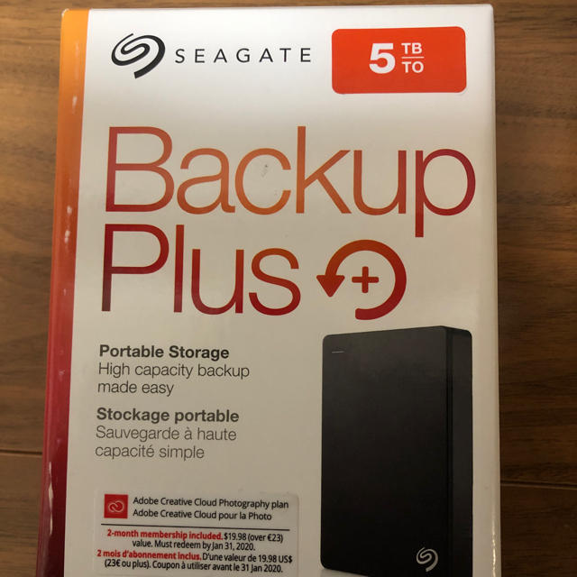 PCパーツSeagate シーゲート製　ポータブルHDD 5TB