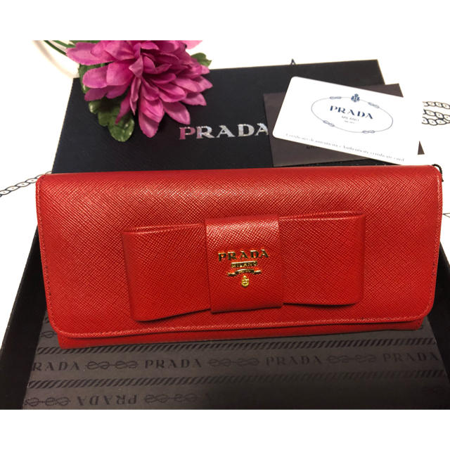 今ダケ送料無料-PRADA -• プラダ 財布 レディース •PRADA 長財布 赤