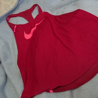 ナイキ(NIKE)のNIKE  タンクトップ(トレーニング用品)