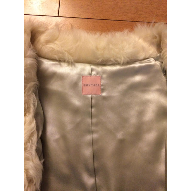 白いリアルファーショートコート の通販 By Jelly S Shop ラクマ