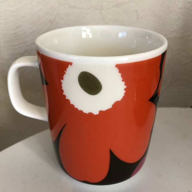 marimekko(マリメッコ)の廃盤カラー(正規品) マリメッコ  ウニッコ マグカップ  インテリア/住まい/日用品のキッチン/食器(食器)の商品写真