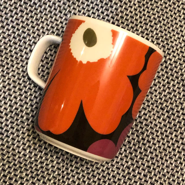 marimekko(マリメッコ)の廃盤カラー(正規品) マリメッコ  ウニッコ マグカップ  インテリア/住まい/日用品のキッチン/食器(食器)の商品写真