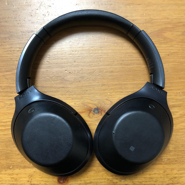 SONY(ソニー)のSONY MDR-1000X(B) ノイズキャンセリングワイヤレスヘッドホン スマホ/家電/カメラのオーディオ機器(ヘッドフォン/イヤフォン)の商品写真