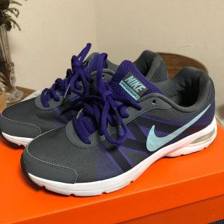 ナイキ(NIKE)のNIKE FUTURUN2 24.5(スニーカー)