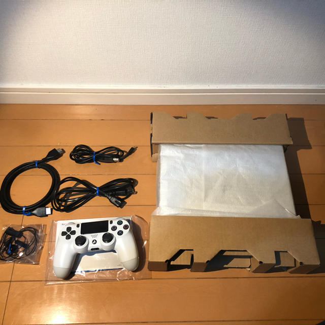 PS4 CUH-2100B02 1TB ホワイト 3