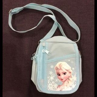 ディズニー(Disney)のアナ雪　ショルダーバッグ　ポーチ(ポシェット)