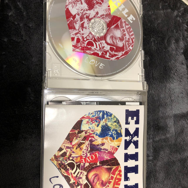 EXILE(エグザイル)のEXILE アルバム LOVE エンタメ/ホビーのCD(ポップス/ロック(邦楽))の商品写真