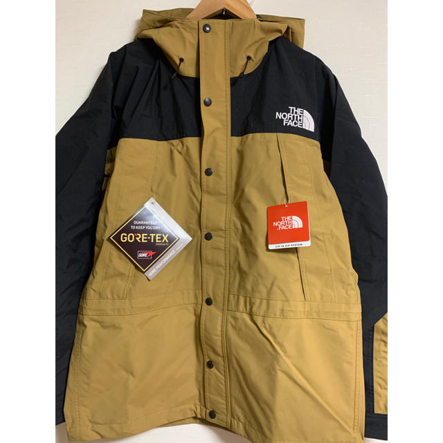 mountain light jacket NP11834 ブリテッシュカーキ