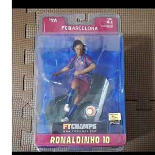 ロナウジーニョ　フィギュア Ronaldinho Barcelona(キャラクターグッズ)