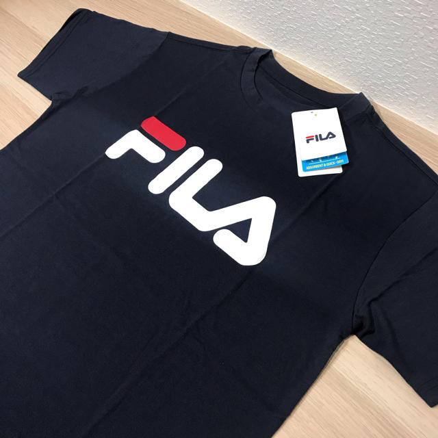 FILA(フィラ)の新品　FILA フィラ　UVカット　吸水速乾　定番ロゴ　Tシャツ　ネイビー　XL メンズのトップス(Tシャツ/カットソー(半袖/袖なし))の商品写真