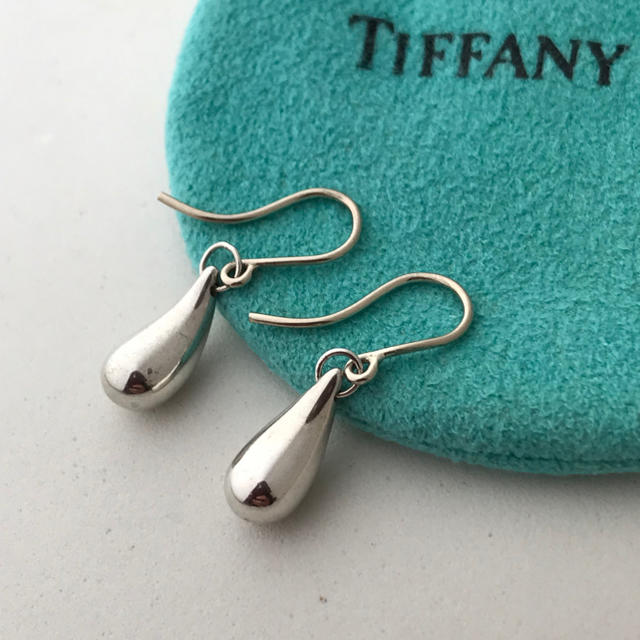 Tiffany ティアドロップ型のピアス