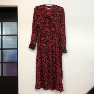 ザラ(ZARA)のZARA アニマル柄ワンピース レッド(ひざ丈ワンピース)