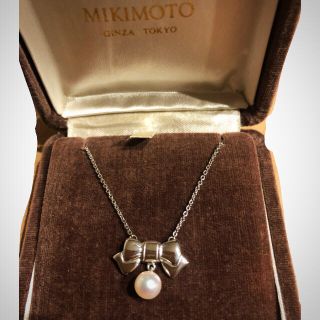 ミキモト(MIKIMOTO)のミキモト  シルバーリボンネックレス(ネックレス)