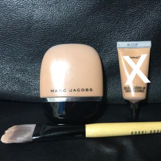 マークジェイコブス(MARC JACOBS)のMARC JACOBSファンデーション &BOBBI BROWN ブラシ(ファンデーション)