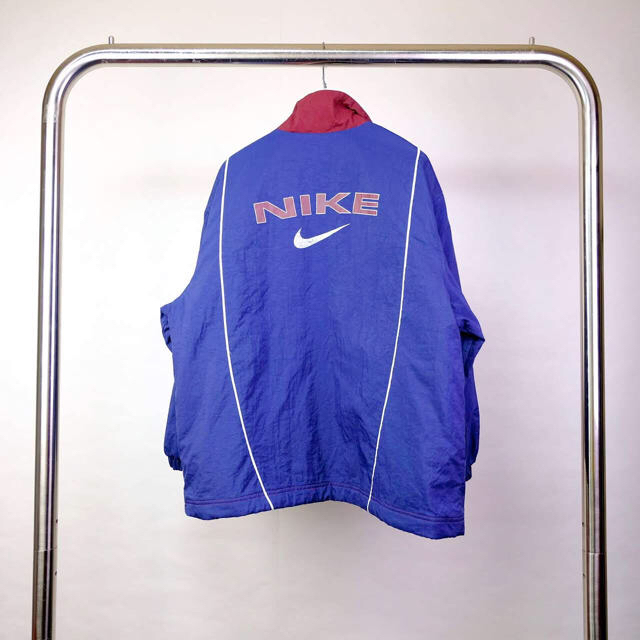 NIKE(ナイキ)の90s  NIKE ナイキ　白タグ　ナイロンジャケット　中綿　L size メンズのジャケット/アウター(ナイロンジャケット)の商品写真