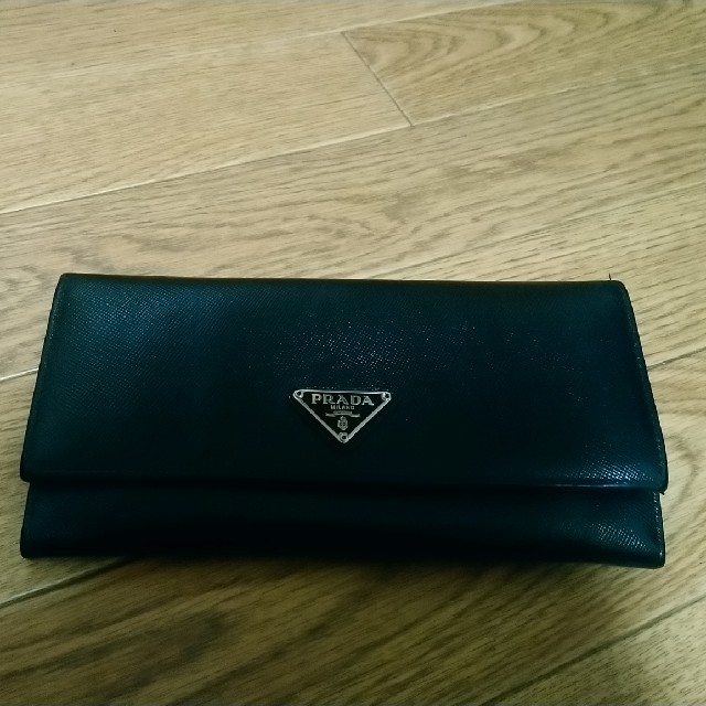 プラダ PRADA 長財布