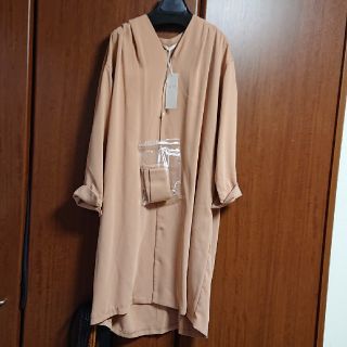 エニィスィス(anySiS)のanySiS ガウンドレスコート 新品(ひざ丈ワンピース)