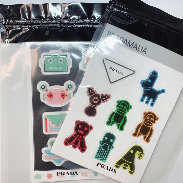 PRADA(プラダ)の【PRADA】レア・ノベルティー／ステッカー エンタメ/ホビーのコレクション(ノベルティグッズ)の商品写真