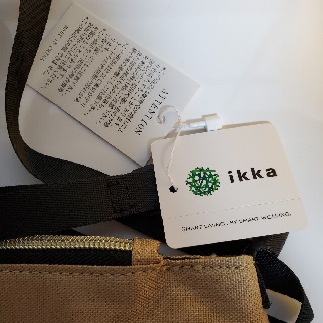 ikka(イッカ)のikka☆CURRENT☆コサッシュショルダーバッグ☆ベージュ レディースのバッグ(ショルダーバッグ)の商品写真