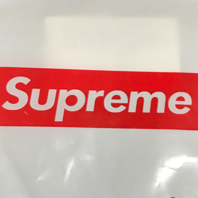 Supreme(シュプリーム)のSupreme キーホルダー 赤☆ レディースのファッション小物(キーホルダー)の商品写真