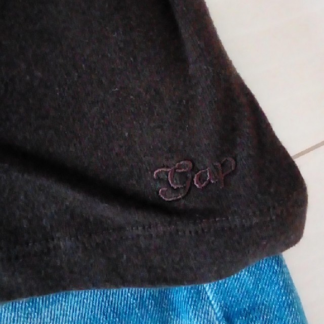 GAP(ギャップ)のGAP　Vネック半袖Ｔシャツ レディースのトップス(Tシャツ(半袖/袖なし))の商品写真
